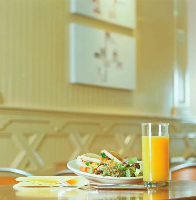 Отель The Ripley Court Hotel Дублин-42